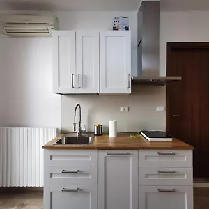 Monolocale - Piano Terra - Ingresso Indipendente Appartamento